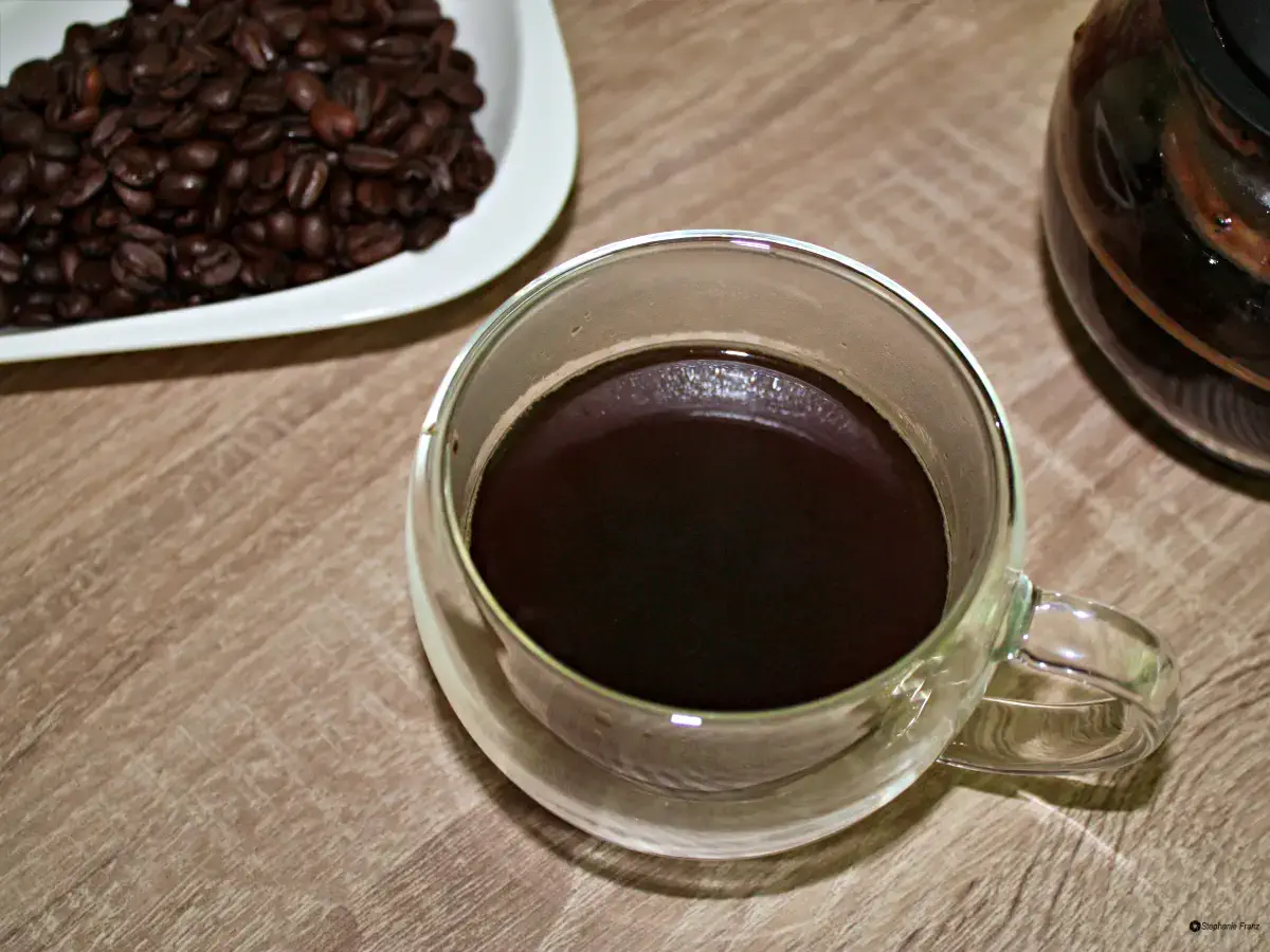 Kaffeebohnen bewahren ihr Aroma länger als Kaffeepulver